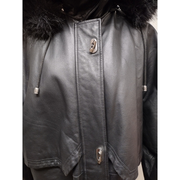 Croft & Barrow Woman black leather toggle coat with removable faux fur t… - Picture 4 of 16